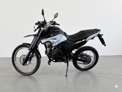 YAMAHA XTZ 250 LANDER, Foto 4