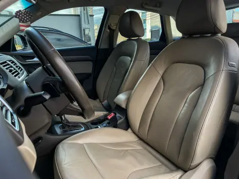 AUDI Q3 2.0 4P TFSI AMBIENTE QUATTRO S-TRONIC AUTOMTICO, Foto 11