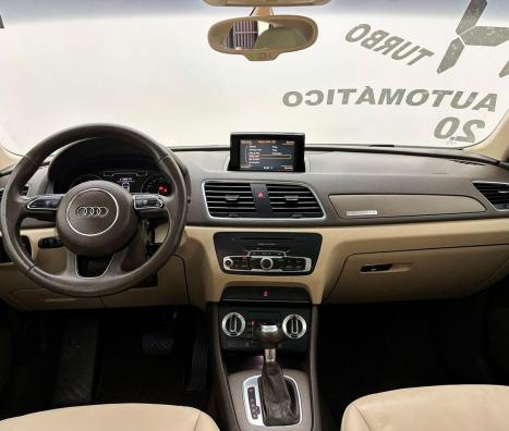 AUDI Q3 2.0 4P TFSI AMBIENTE QUATTRO S-TRONIC AUTOMTICO, Foto 9