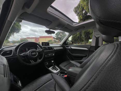 AUDI Q3 2.0 4P TFSI AMBIENTE QUATTRO S-TRONIC AUTOMTICO, Foto 3