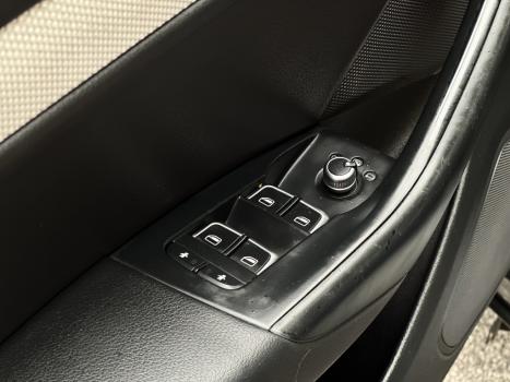 AUDI Q3 2.0 4P TFSI AMBIENTE QUATTRO S-TRONIC AUTOMTICO, Foto 9