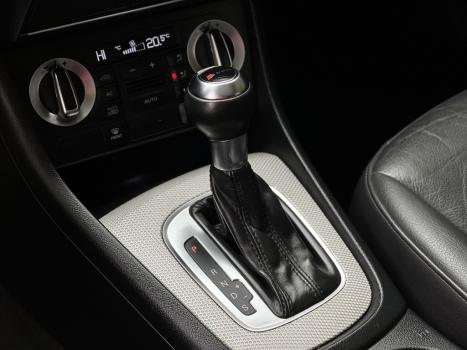 AUDI Q3 2.0 4P TFSI AMBIENTE QUATTRO S-TRONIC AUTOMTICO, Foto 10