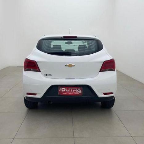 CHEVROLET Onix Hatch 1.4 4P FLEX LTZ, Foto 6