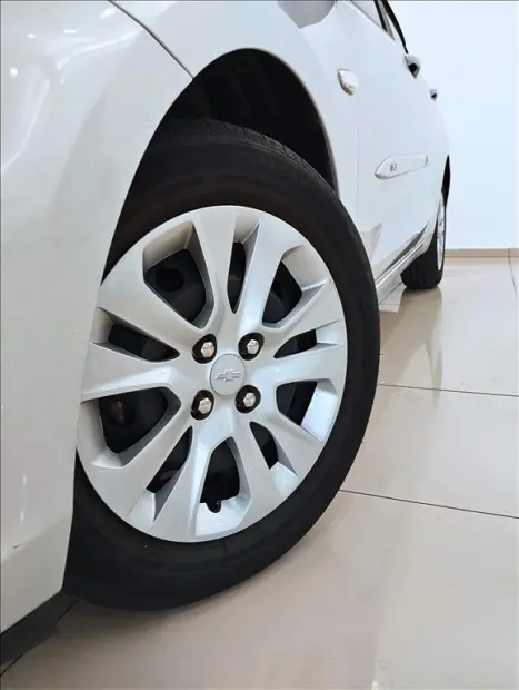 CHEVROLET Onix Hatch 1.0 4P FLEX LT PLUS, Foto 8