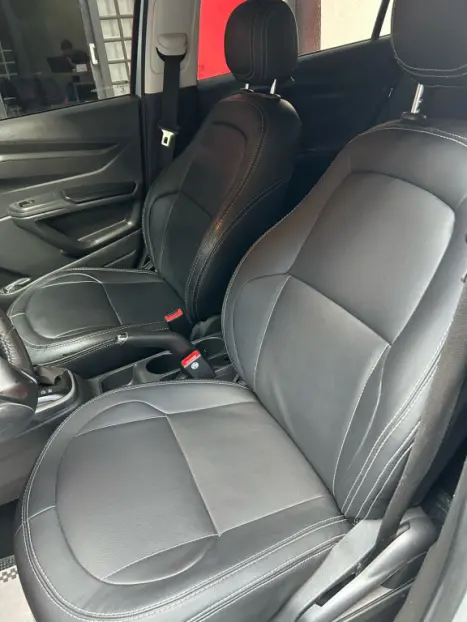 CHEVROLET Onix Hatch 1.4 4P FLEX LTZ AUTOMTICO, Foto 6