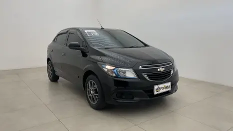 CHEVROLET Onix Hatch 1.4 4P FLEX LT, Foto 2