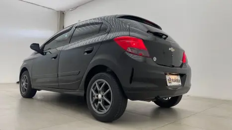 CHEVROLET Onix Hatch 1.4 4P FLEX LT, Foto 4