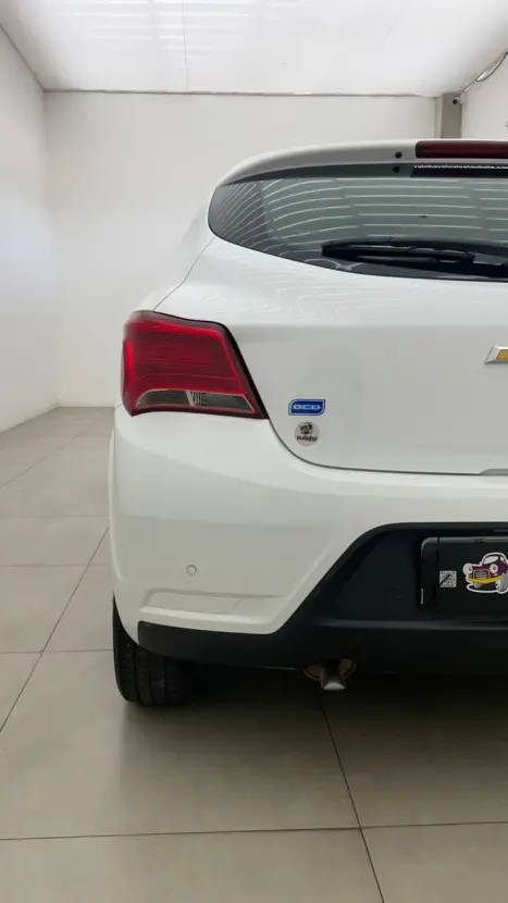 CHEVROLET Onix Hatch 1.4 4P FLEX LTZ AUTOMTICO, Foto 6