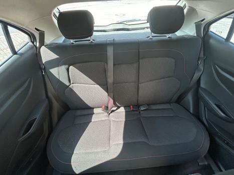 CHEVROLET Onix Hatch 1.4 4P FLEX LTZ, Foto 9