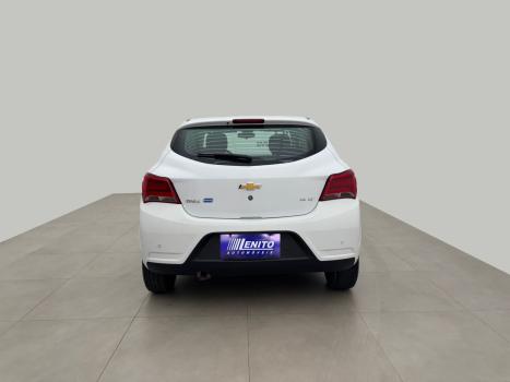 CHEVROLET Onix Hatch 1.4 4P FLEX LT, Foto 5