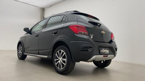 CHEVROLET Onix Hatch 1.4 4P FLEX ACTIV, Foto 3