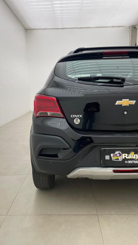 CHEVROLET Onix Hatch 1.4 4P FLEX ACTIV, Foto 6