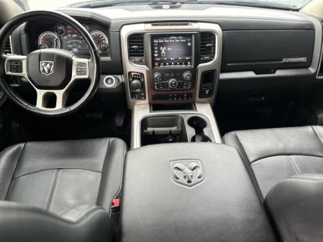 DODGE Ram 5.7 V8 32V 4P HEMI LARAMIE NIGHT EDITION 4X4 AUTOMTICO, Foto 6