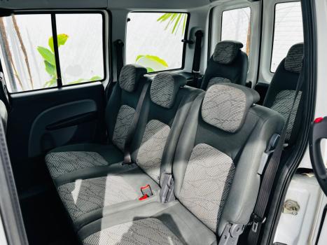 FIAT Doblo 1.8 16V 4P FLEX ESSENCE 7 LUGARES, Foto 13
