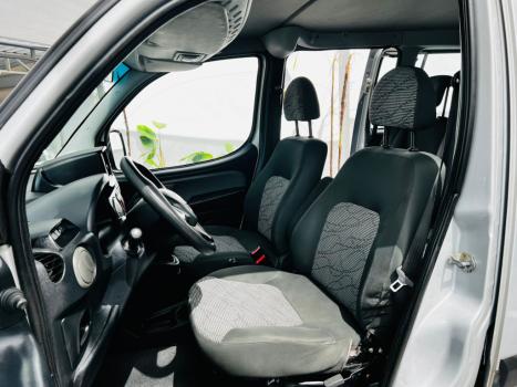 FIAT Doblo 1.8 16V 4P FLEX ESSENCE 7 LUGARES, Foto 11