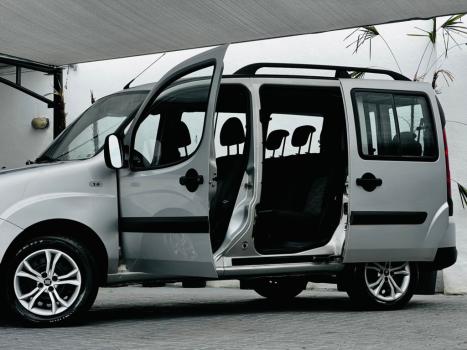 FIAT Doblo 1.8 16V 4P FLEX ESSENCE 7 LUGARES, Foto 7