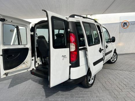 FIAT Doblo 1.8 16V 4P FLEX ESSENCE 7 LUGARES, Foto 8