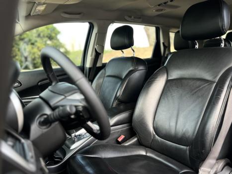 FIAT Freemont 2.4 16V 4P PRECISION AUTOMTICO 7 LUGARES, Foto 4