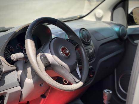 FIAT Palio 1.6 16V 4P FLEX ESSENCE, Foto 2