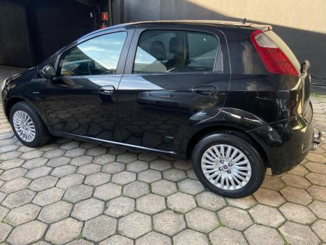 FIAT Punto 1.8 16V 4P FLEX ESSENCE DUALOGIC AUTOMATIZADO, Foto 6