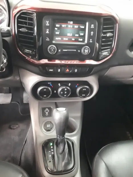 FIAT Toro 1.8 16V 4P FLEX FREEDOM ROAD AUTOMTICO, Foto 8