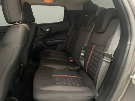 FIAT Toro 2.0 16V 4P 4WD FREEDOM TURBO DIESEL, Foto 9