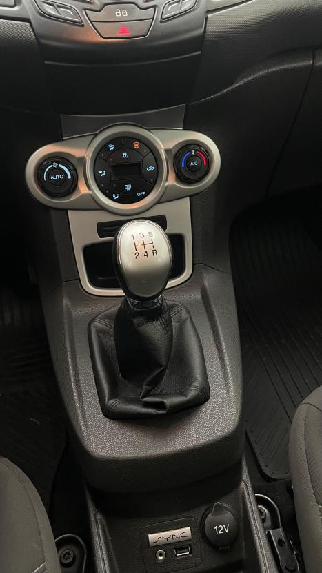 FORD Fiesta Hatch 1.6 16V 4P SEL FLEX, Foto 16