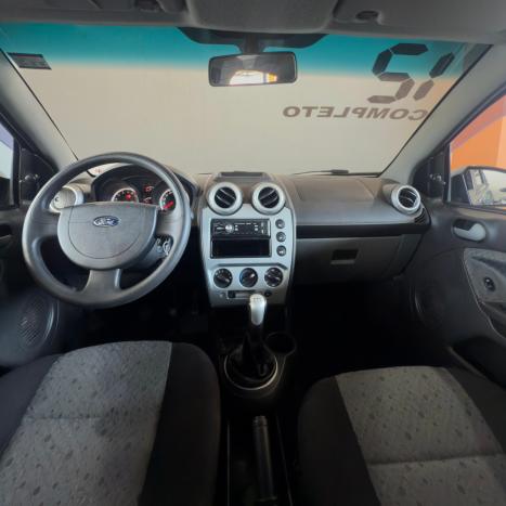 FORD Fiesta Hatch 1.6 4P, Foto 8