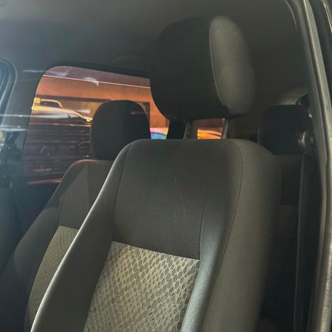 FORD Fiesta Hatch 1.6 4P, Foto 10