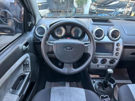 FORD Fiesta Sedan 1.6 4P ROCAM FLEX, Foto 4