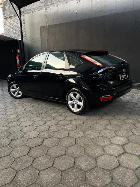 FORD Focus Hatch 1.6 4P, Foto 3