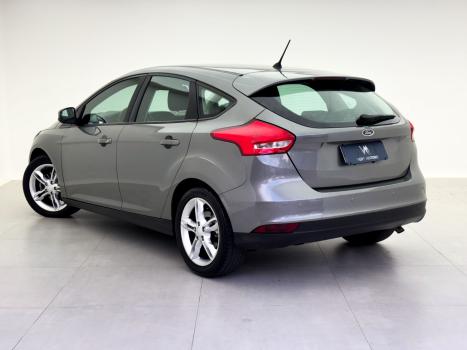 FORD Focus Hatch 1.6 16V 4P SE FLEX, Foto 5