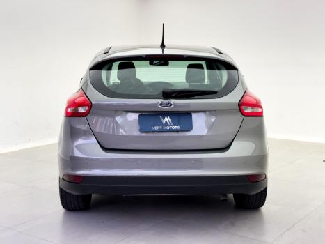 FORD Focus Hatch 1.6 16V 4P SE FLEX, Foto 6
