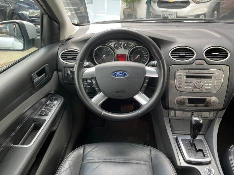 FORD Focus Hatch 2.0 16V 4P TITANIUM PLUS FLEX, Foto 4