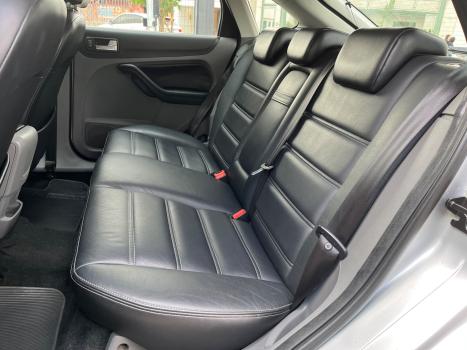 FORD Focus Hatch 2.0 16V 4P TITANIUM PLUS FLEX, Foto 6