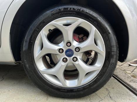 FORD Focus Hatch 2.0 16V 4P TITANIUM PLUS FLEX, Foto 14