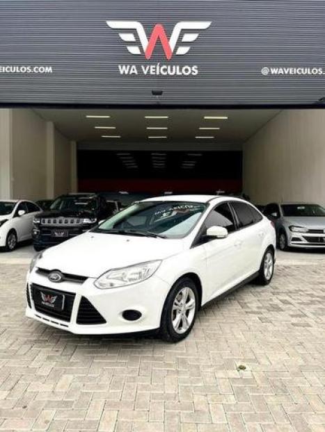 FORD Focus Sedan 2.0 16V 4P, Foto 5