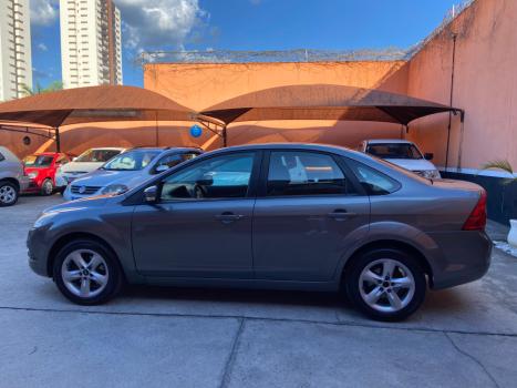 FORD Focus Sedan 2.0 16V 4P, Foto 8