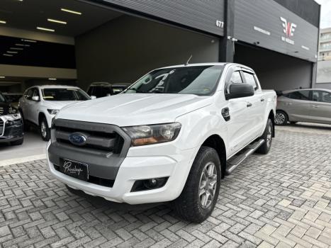 FORD Ranger 2.2 16V XLS DIESEL 4X4 CABINE DUPLA AUTOMTICO, Foto 5