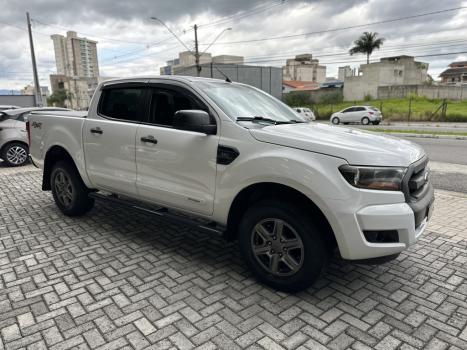 FORD Ranger 2.2 16V XLS DIESEL 4X4 CABINE DUPLA AUTOMTICO, Foto 6