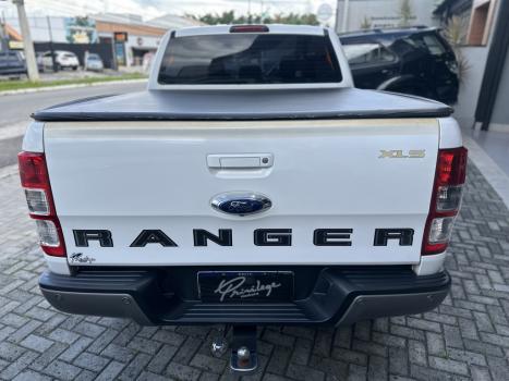 FORD Ranger 2.2 16V XLS DIESEL CABINE DUPLA AUTOMTICO, Foto 6