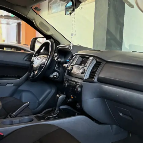 FORD Ranger 2.2 16V XLS DIESEL CABINE DUPLA AUTOMTICO, Foto 10