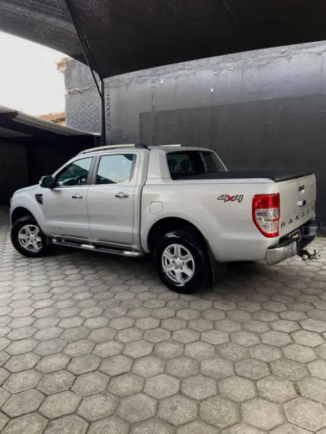 FORD Ranger 3.2 20V CABINE DUPLA 4X4 LIMITED TURBO DIESEL AUTOMTICO, Foto 6