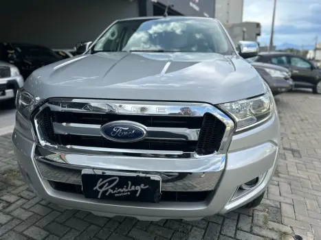 FORD Ranger 3.2 20V XLT 4X4 CABINE DUPLA TURBO DIESEL AUTOMTICO, Foto 5