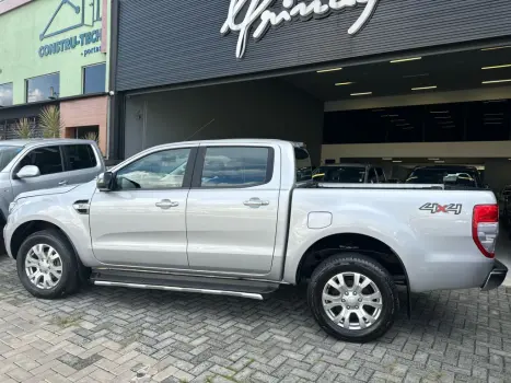 FORD Ranger 3.2 20V XLT 4X4 CABINE DUPLA TURBO DIESEL AUTOMTICO, Foto 9