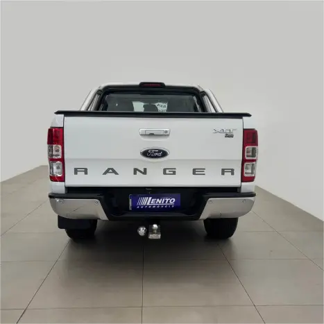 FORD Ranger 3.2 20V CABINE DUPLA 4X4 LIMITED TURBO DIESEL AUTOMTICO, Foto 5