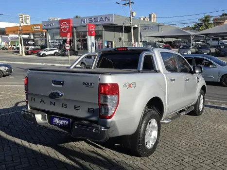 FORD Ranger 3.2 20V XLT 4X4 CABINE DUPLA TURBO DIESEL AUTOMTICO, Foto 3