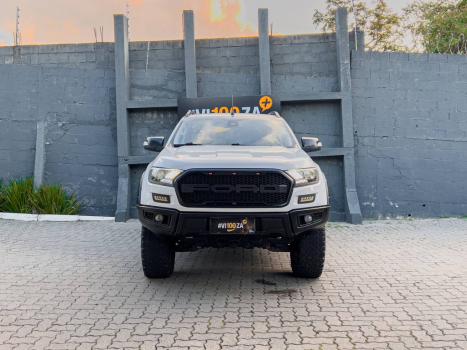 FORD Ranger 3.2 20V XLS CABINE DUPLA TURBO DIESEL, Foto 2