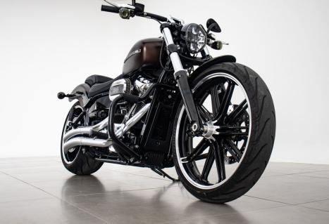 HARLEY DAVIDSON Softail Breakout 114 1900, Foto 3