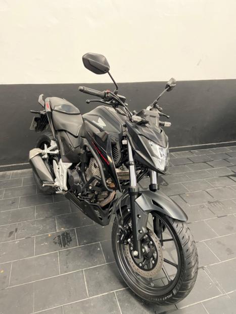 HONDA CB 300 F Twister FLEX ABS, Foto 2